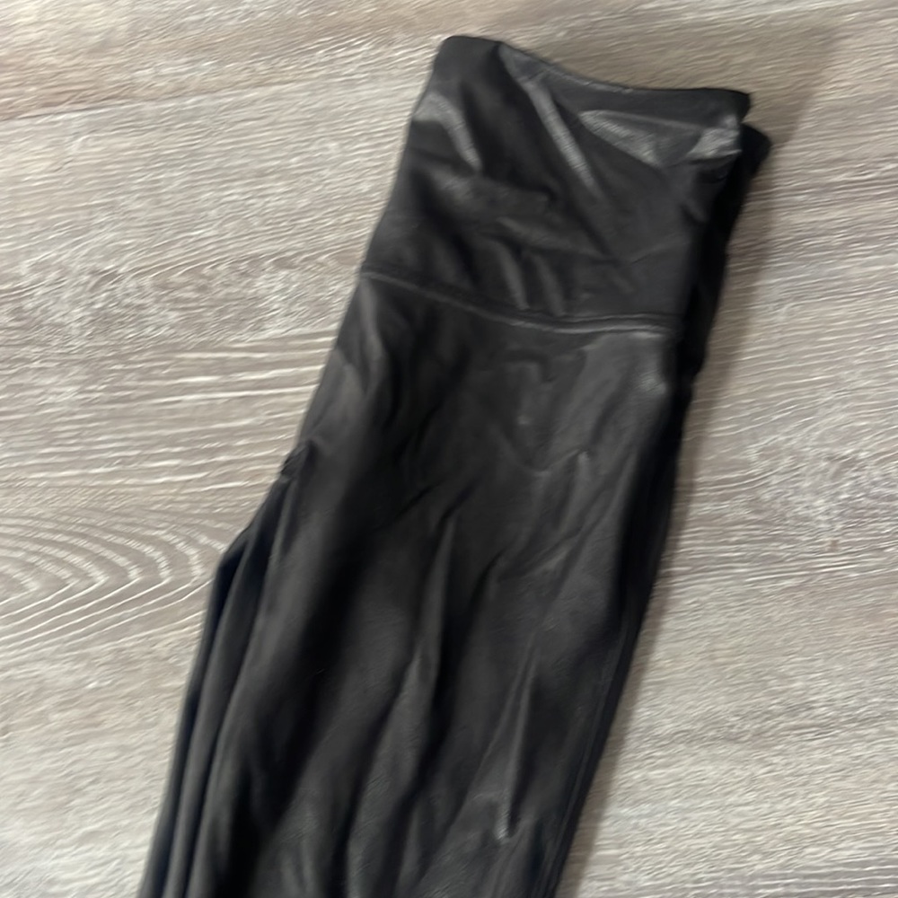SPANX Faux Leather Leggings - Picture 2 of 4